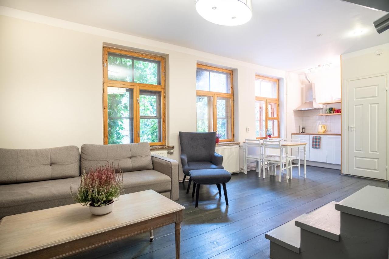 Dream Stay - Bright 2-Bedroom 2-Floor Old Town Apartment Talin Exterior foto