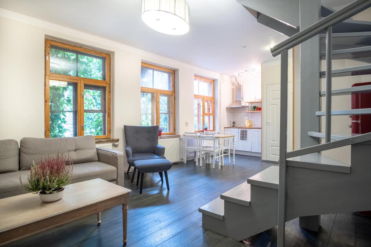 Dream Stay - Bright 2-Bedroom 2-Floor Old Town Apartment Talin Exterior foto